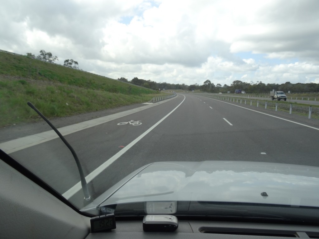 Der Pannenstreifen hat in Australien scheinbar eine andere Funktion ;-)