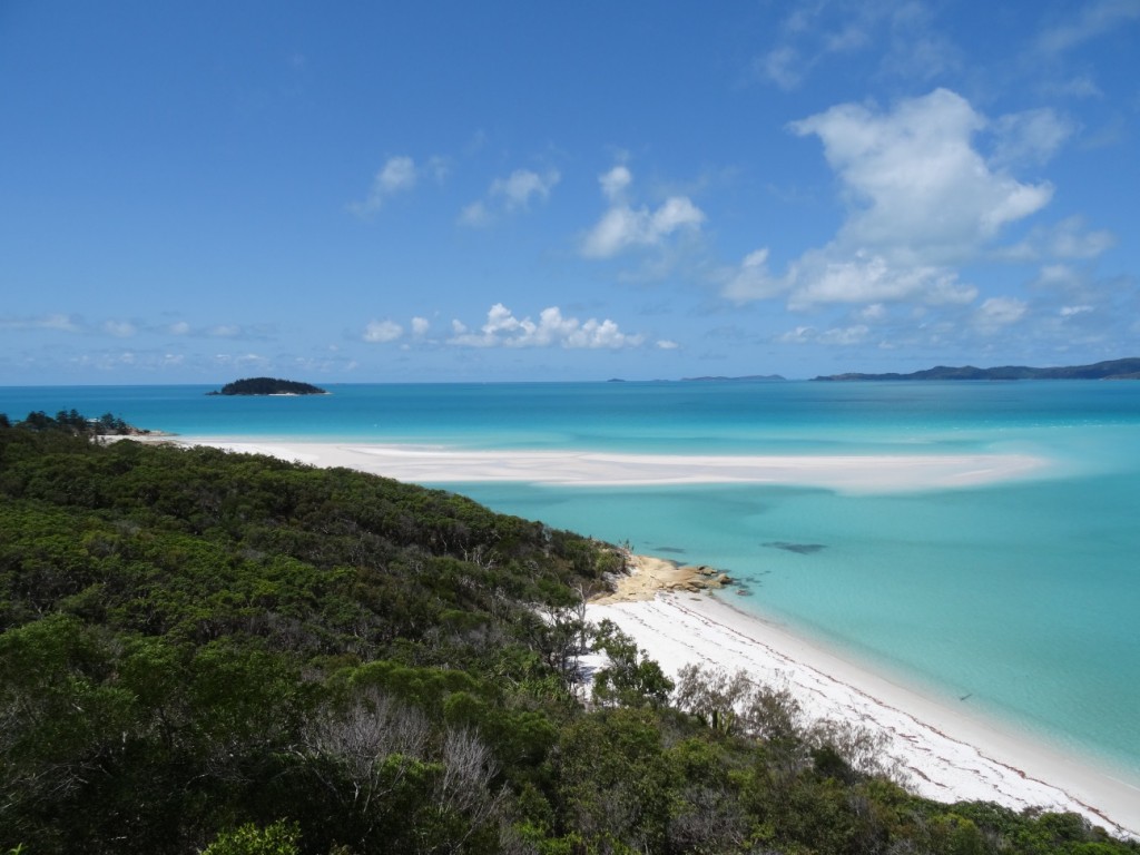 Die Whitehaven Bucht mit den weissen Sandstränden