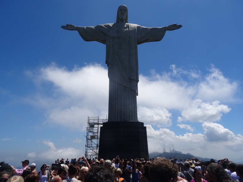 Die 30m hohe "Cristo Redentor" Statue