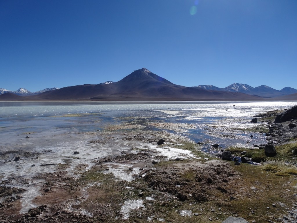 Schon nach kurzer Zeit erreichen wir die Laguna Blanca.