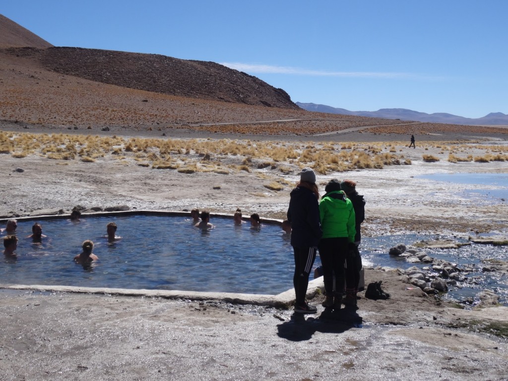 ... und eine heisse Therme. Da es draussen aber eisig kalt ist, ist die Lust zum Baden relativ klein.