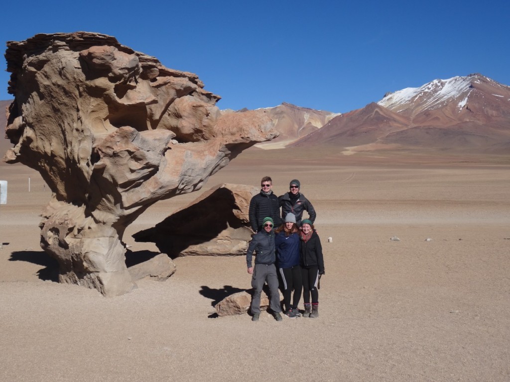 ... ist eigentlich ein Vulkanbrocken, der vom Wind geformt wurde