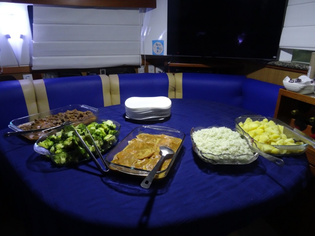 Das Nachtessen steht bereit. Der Smutje ist wirklich toll!